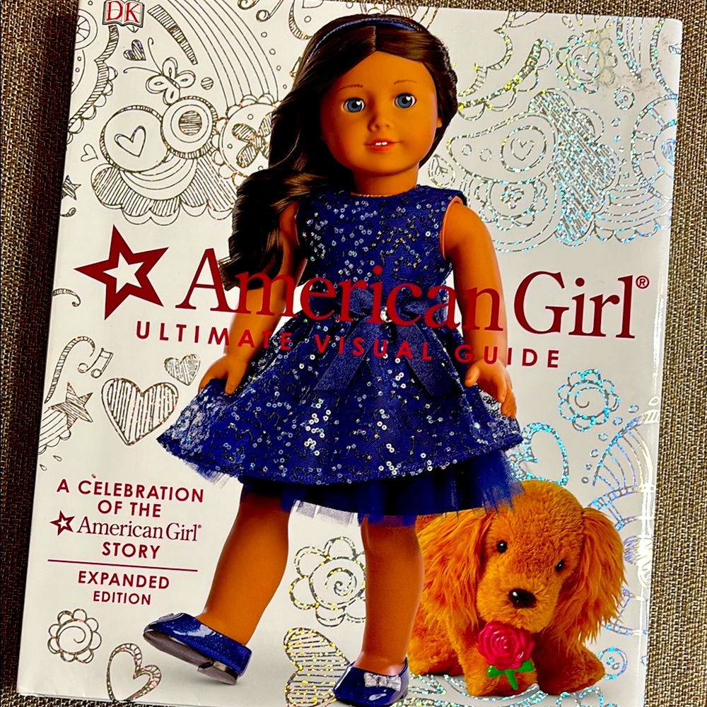Gently used, AMERICAN GIRL Ultimate Visual Guide Book 📕👧💙